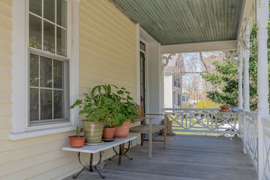 22 Carriage House Ln, Bath, ME 04530 - photo 2