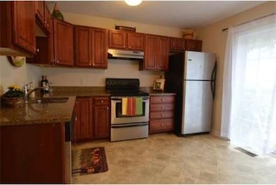 322 Nashua St unit 7, Milford, NH 03055 - photo 6