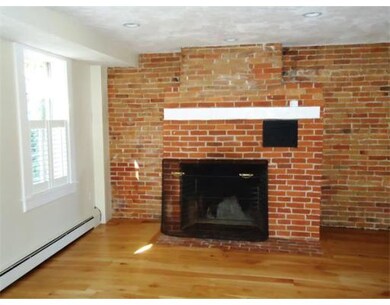 25 Munroe St unit 1, Newburyport, MA 01950 - photo 5