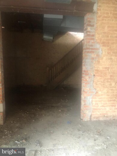 1910 W Pratt St, Baltimore, MD 21223 - photo 5