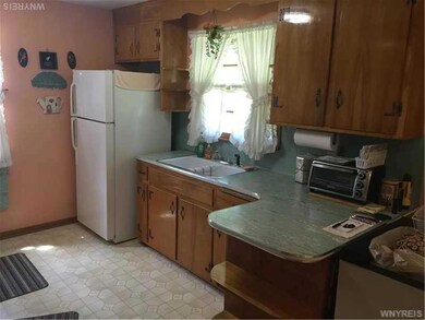 1432 Moll St, North Tonawanda, NY 14120 - photo 6