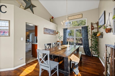 26832 W Hemlock Rd, Channahon, IL 60410 - photo 6