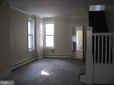 138 S 8th St, Columbia, PA 17512 - photo 2