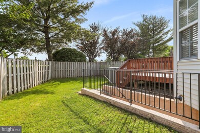 6401 Towncrest Ct W, Frederick, MD 21703 - photo 4