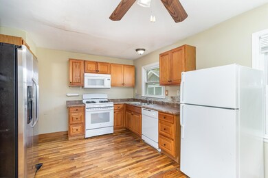 8439 Aldrich Ave S, Bloomington, MN 55420 - photo 2