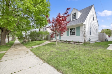 3927 East Cudahy Avenue-3
