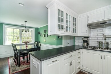 10 Berkeley Rd, Wellesley, MA 02482 - photo 7