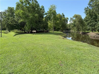 Fallen Oak park offers large green and play ground area.