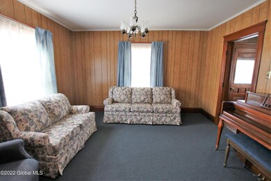 7 Jefferson St, Glens Falls, NY 12801 - photo 5