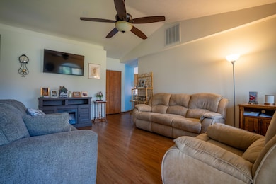 _7R52501-HDR