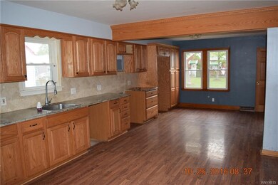 Oak Kitchen