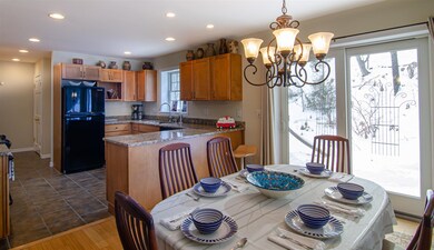 40 Mercy Strong Ln, Hartford, VT 05001 - photo 5