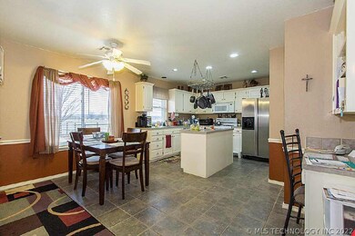 4432 S 197th East Ave, Broken Arrow, OK 74014 - photo 5