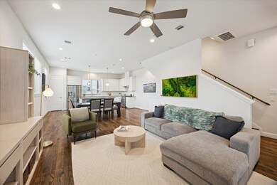 1055 Timbergrove Yards Ln, Houston, TX 77008 - photo 7