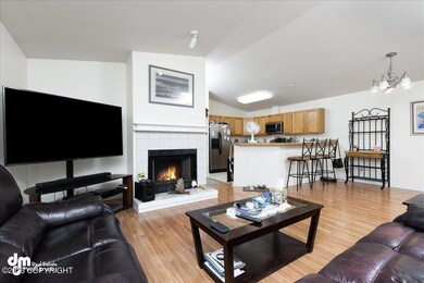 05-Living Room-DW-4414