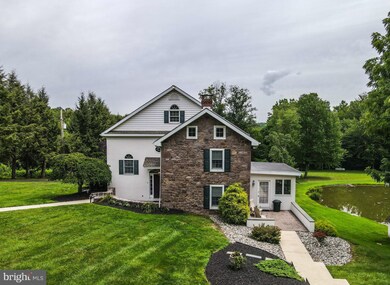 504 Sycamore Rd, Douglassville, PA 19518 - photo 5