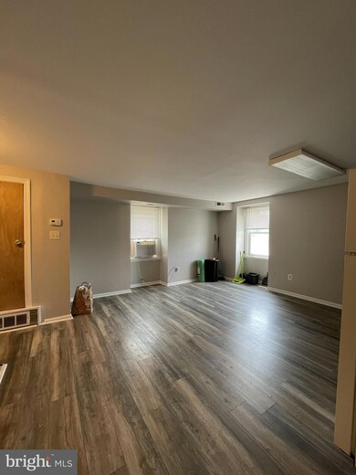 510 W Queen Ln unit 3, Philadelphia, PA 19144 - photo 5