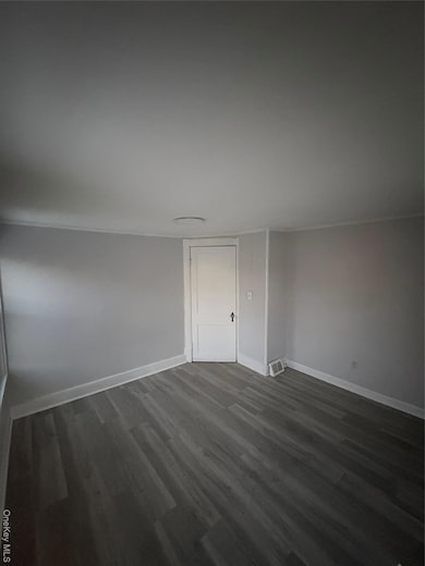 24 Lagrange Ave, Poughkeepsie, NY 12603 - photo 2