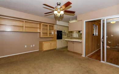 10656 N Balboa Dr, Sun City, AZ 85351 - photo 6