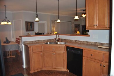 4025 Hereford Ln, Dallas, NC 28034 - photo 4