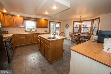 2120 Keystone Dr, Hatfield, PA 19440 - photo 7