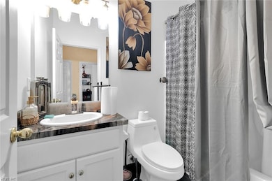 423 Reflection Ln, Hampton, VA 23666 - photo 3