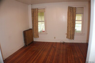 11 Stanwix St, Albany, NY 12209 - photo 4