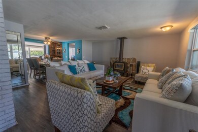 Living room/ Dinning room