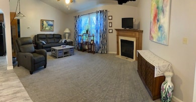 507 Yorktown Dr unit C, Gibsonia, PA 15044 - photo 4