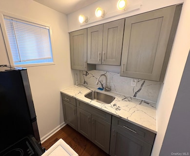 62 Elissa Ln unit 1, Yonkers, NY 10710 - photo 5