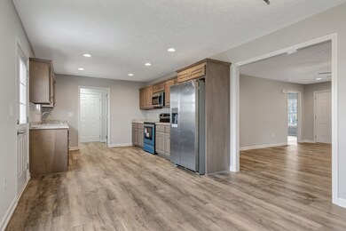 5377 Old Manchester Hwy, Tullahoma, TN 37388 - photo 6