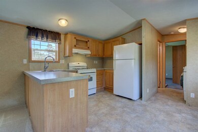 146 Chestnut Hill Rd, Rochester, NH 03867 - photo 5