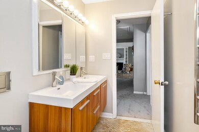 8429 Bay Dr, Pasadena, MD 21122 - photo 6