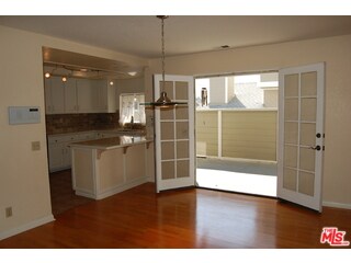 2421 Vanderbilt Ln unit 4, Redondo Beach, CA 90278 - photo 6