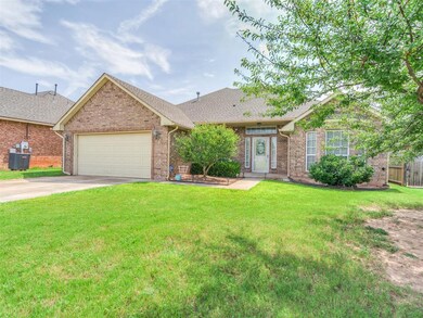 3112 Loren Dr, Moore, OK 73160 - photo 3