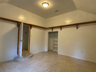 6405 Gold St, Houston, TX 77026 - photo 5
