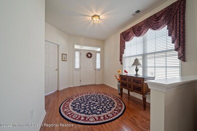 8 Georgetown Ct Allentown NJ-large-009-0