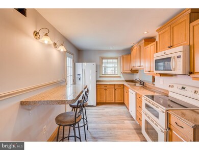 38 Hancock St, Swedesboro, NJ 08085 - photo 6