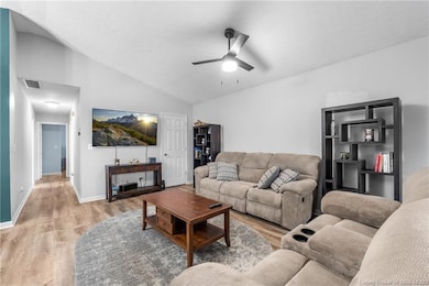 917 Valley View Rd, New Albany, IN 47150 - photo 3