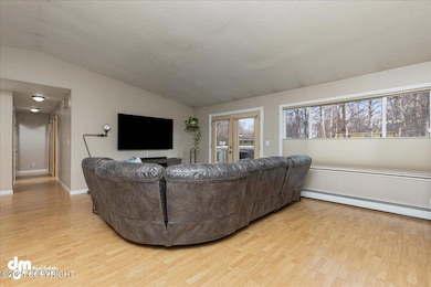 09-Living Room-DW-6419