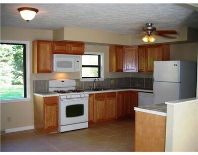 53666 Maplehurst St, South Bend, IN 46637 - photo 2