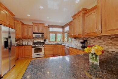 950 Tierney Ln, Batavia, IL 60510 - photo 3