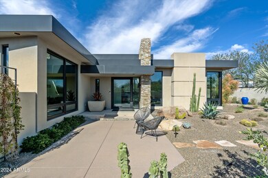 06-4320 E Buena Terra Way (6 of 42)