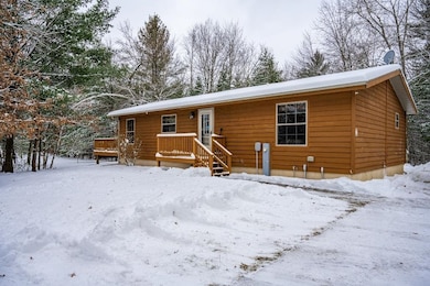 W6017 Howe Ln, New Lisbon, WI 53950 - photo 4