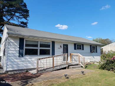 210 Hemlock Rd, Bristol, TN 37620 - photo 2