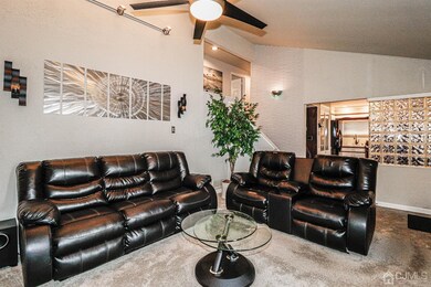 62 Albemarle Rd, Colonia, NJ 07067 - photo 4