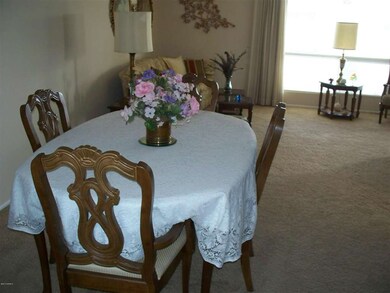 DINING ROOM/LIVING ROOM