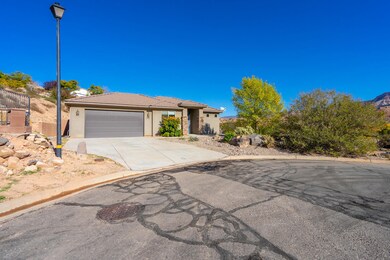 114 W Terrace Cir-013