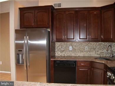 85 Cheverny Ct, Trenton, NJ 08619 - photo 5