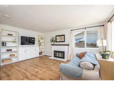 1181 S 39th St, Springfield, OR 97478 - photo 7